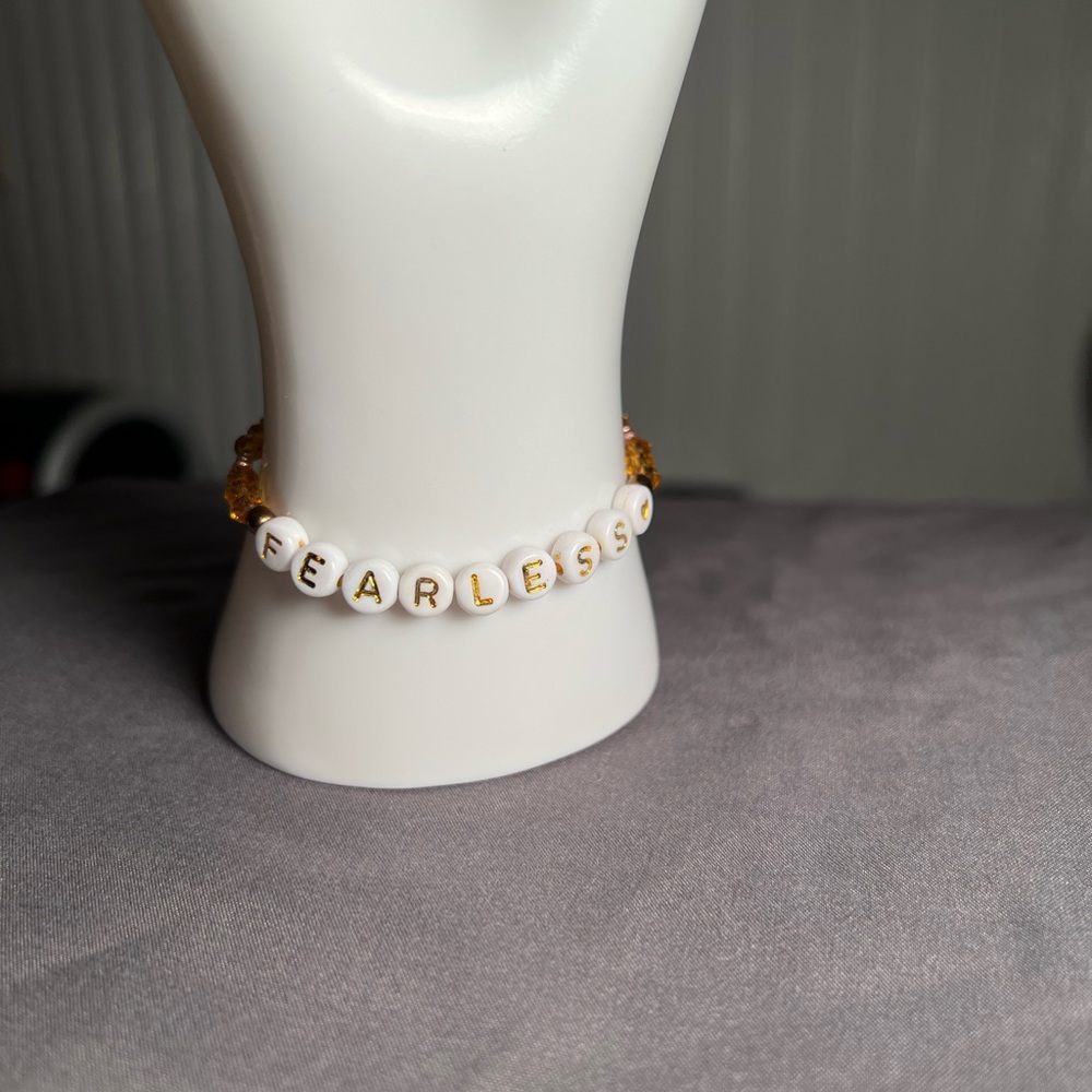 Fearless inspiration stretch bracelet by One Word Matters